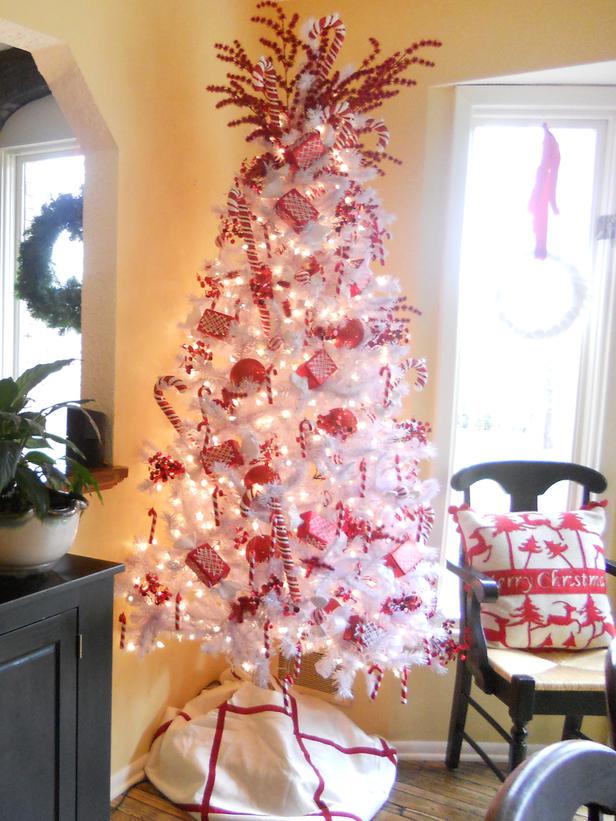 Decor for your Christmas Tree with free-styles - Christmas tree
