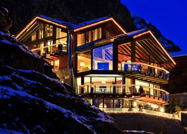 Trải nghiệm không gian thư thái tại khách sạn Chalet Zermatt Peak