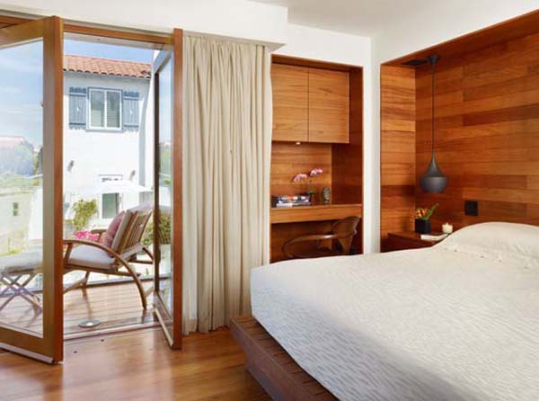 Friendly to Nature with Wooden Walls - Decoration - Furniture