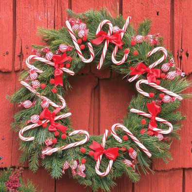Make a simple wreath for your home by yourself - Christmas decoration