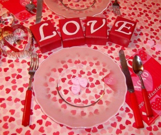 Ý tưởng trang trí bàn ăn cho ngày Valentine