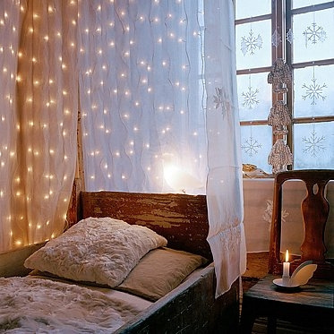 Romantic Bedroom With Christmas Lights - Decoration - Christmas Lights - Lightings - Bedroom - Ideas