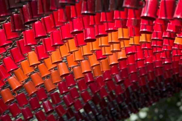 Amazing 'Portal of Awarenes' By Using 1,500 Coffee Mugs - Design - Interior Design - Ideas - Design Public