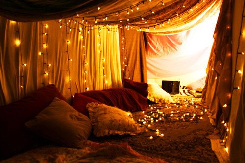 Romantic Bedroom Decorations With Christmas Lights