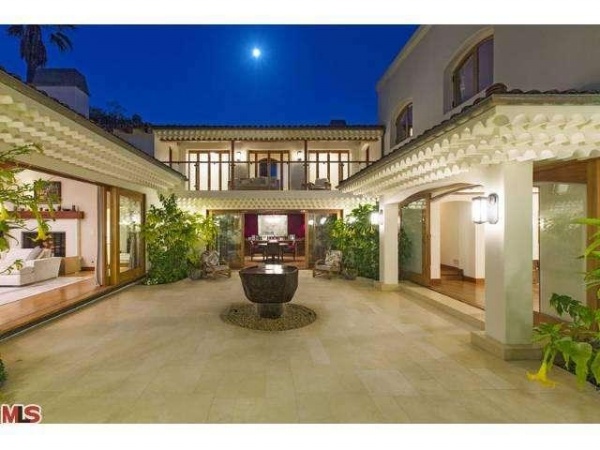 Ngôi nhà sang trọng của Bruce Willis tại Hacienda - Bruce Willis - Beverly Hills - Hacienda - Trang trí - Kiến trúc - Ý tưởng - Nội thất - Thiết kế đẹp - Nhà đẹp