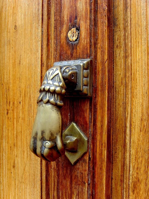 Make Entrance Stand Out With Unique Door Knocker Designs - Door Knocker - Outdoor - Design - Decoration