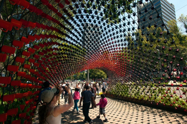 Amazing 'Portal of Awarenes' By Using 1,500 Coffee Mugs - Design - Interior Design - Ideas - Design Public