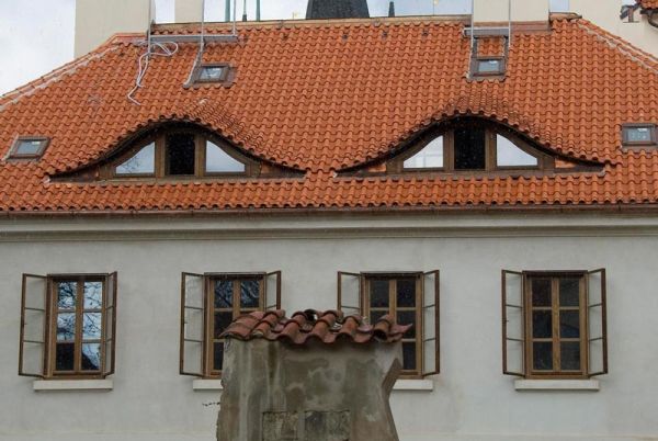7 Cool Buildings With Unintentionally Funny Face Expressions [PHOTOS] - Photo - Building - Architecture