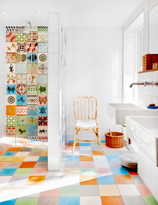 Thêm sắc màu cho phòng tắm với gạch lát tường