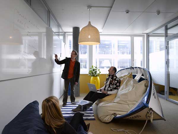 Trược ống ghé thăm Trụ sở Google ở Zurich - Trang trí - Nội thất - Ý tưởng - Phòng làm việc