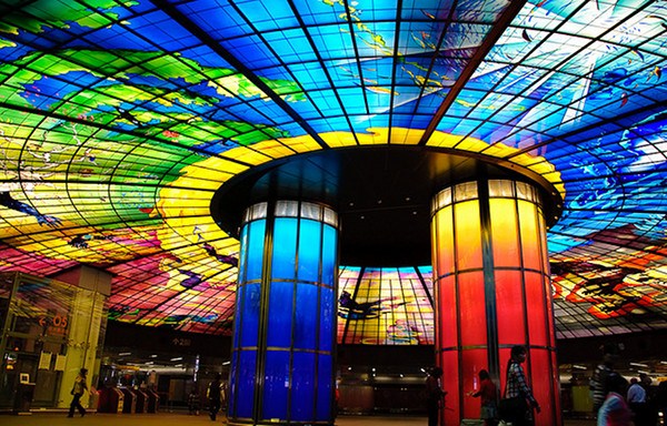 Unreal Underground: World's Most Spectacular and Impressive Subway Stations