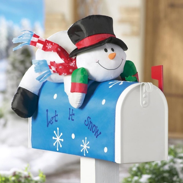 Welcoming Christmas - Festively Decorate Mailbox in a Fairy Tale Look
