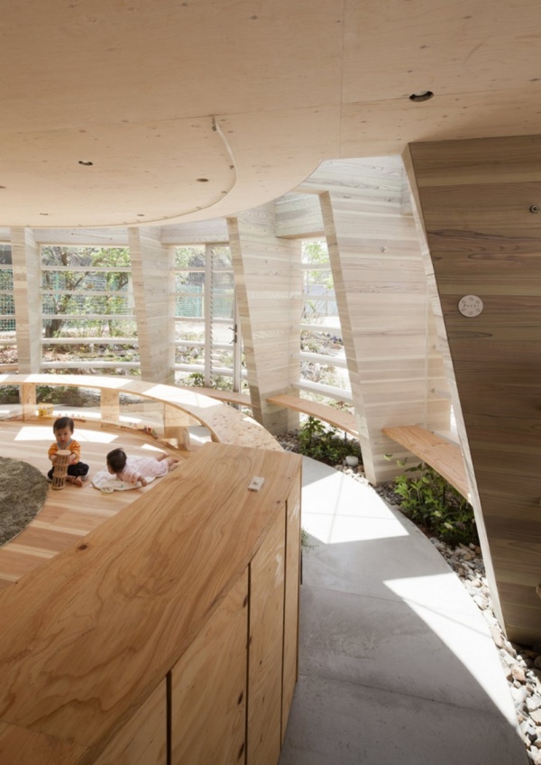 Trường mẫu giáo với kiến trúc độc đáo tại Hirishima, Nhật Bản - KTS UID - Trường mẫu giáo - Hiroshima - Nhật Bản - Trang trí - Kiến trúc - Ý tưởng - Nhà thiết kế - Thiết kế đẹp - Nội thất - Thiết kế thương mại