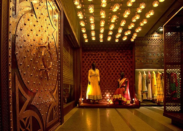 Cửa hàng Bridal Store sang trọng và xinh đẹp ở Ấn Độ - Thiết kế thương mại - Thiết kế - Cửa hàng
