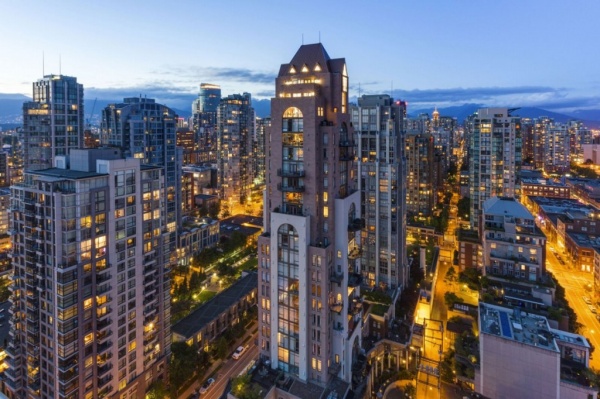 Elysium Penthouse sang trọng và ấm cúng tại Vancouver, Canada - Elysium Penthouse - Grace Tower - Vancouver - Canada - Trang trí - Ý tưởng - Nội thất - Thiết kế đẹp - Nhà đẹp - Căn hộ - Penthouse