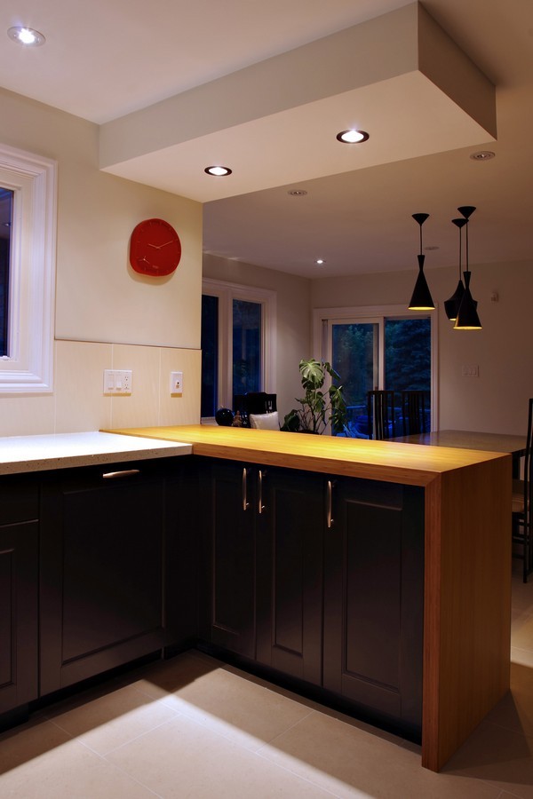 Statues, Candles and Feng Shui Artifacts: Buddhist Kitchen - Furniture - Decoration - Feng Shui
