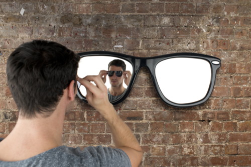 Unuasual and Fun 'Looking Good' Wall Mirror by Thabto - Mirror - Decoration - Design - Interior Design - Design News