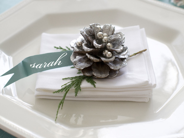 Gorgeous Christmas Table Settings - Decoration