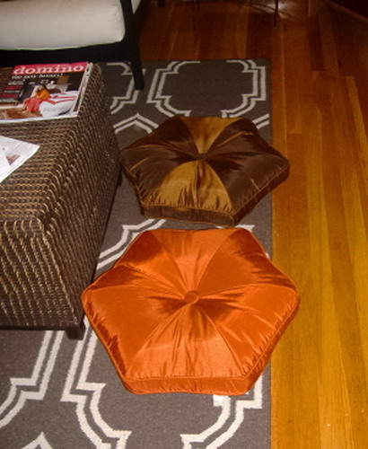 Floor Pillows and Cool Ideas for Decorating Your House - Interior Design