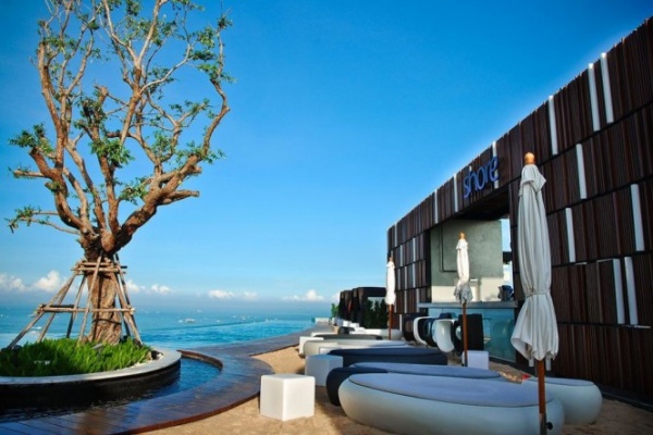 Mesmerizing Architecture in Hilton Hotel, Pattaya, Thailand - Design Public