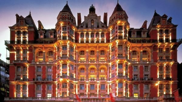 Top những khách sạn đắc đỏ nhất ở Luân Đôn