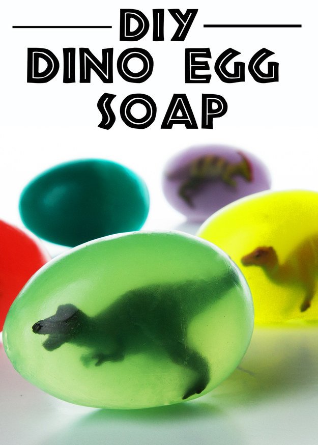 ไอเดียสุดคูล !! DIY Dino Egg Soap